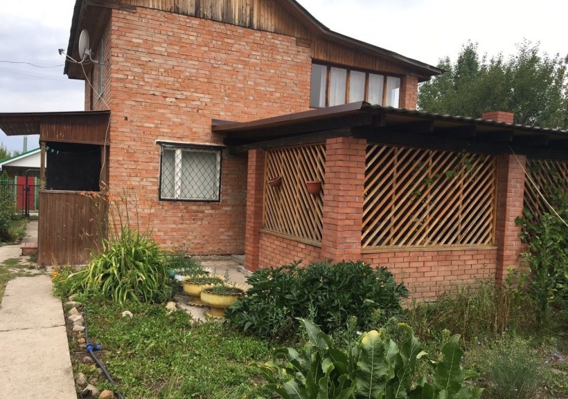 Вид из окна на даче