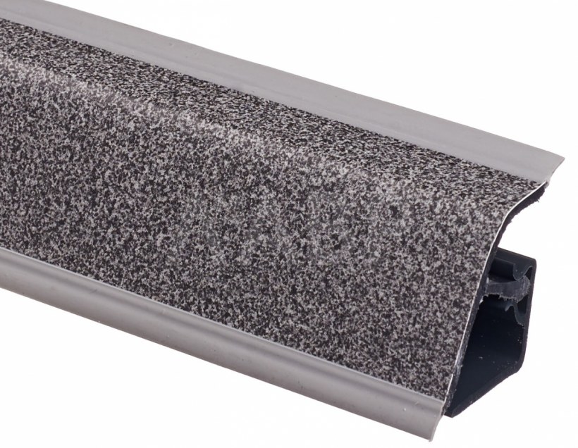 Плинтус Rehau 118