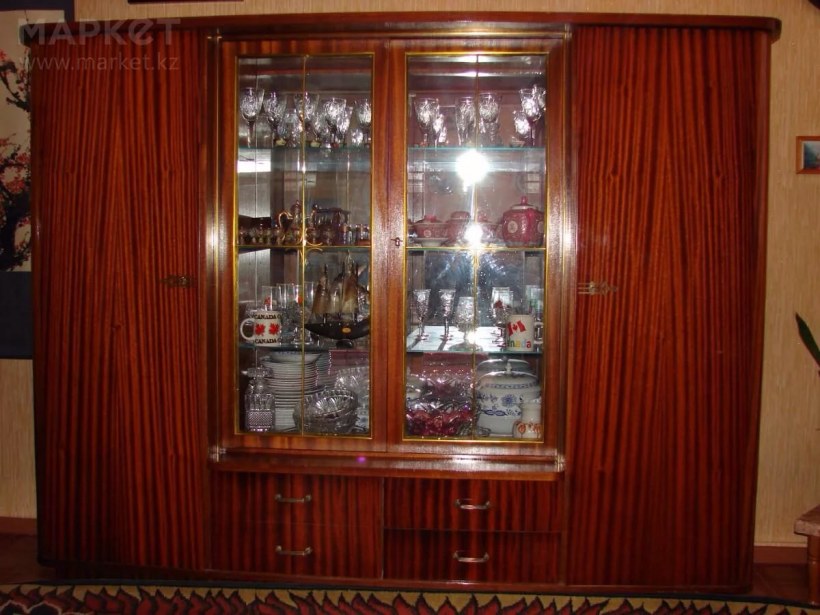 Немецкий сервант Хельга