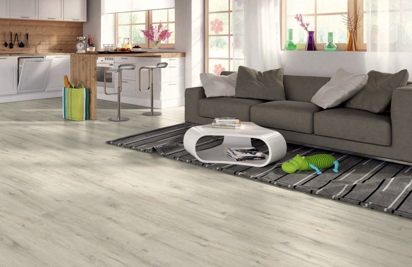 Ламинат Egger Pro Basic дуб рустикальный белый ebl036