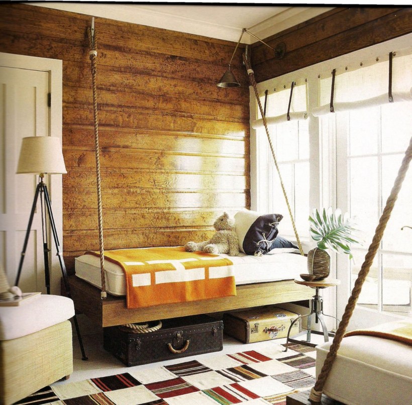 Канат в интерьере деревянного дома