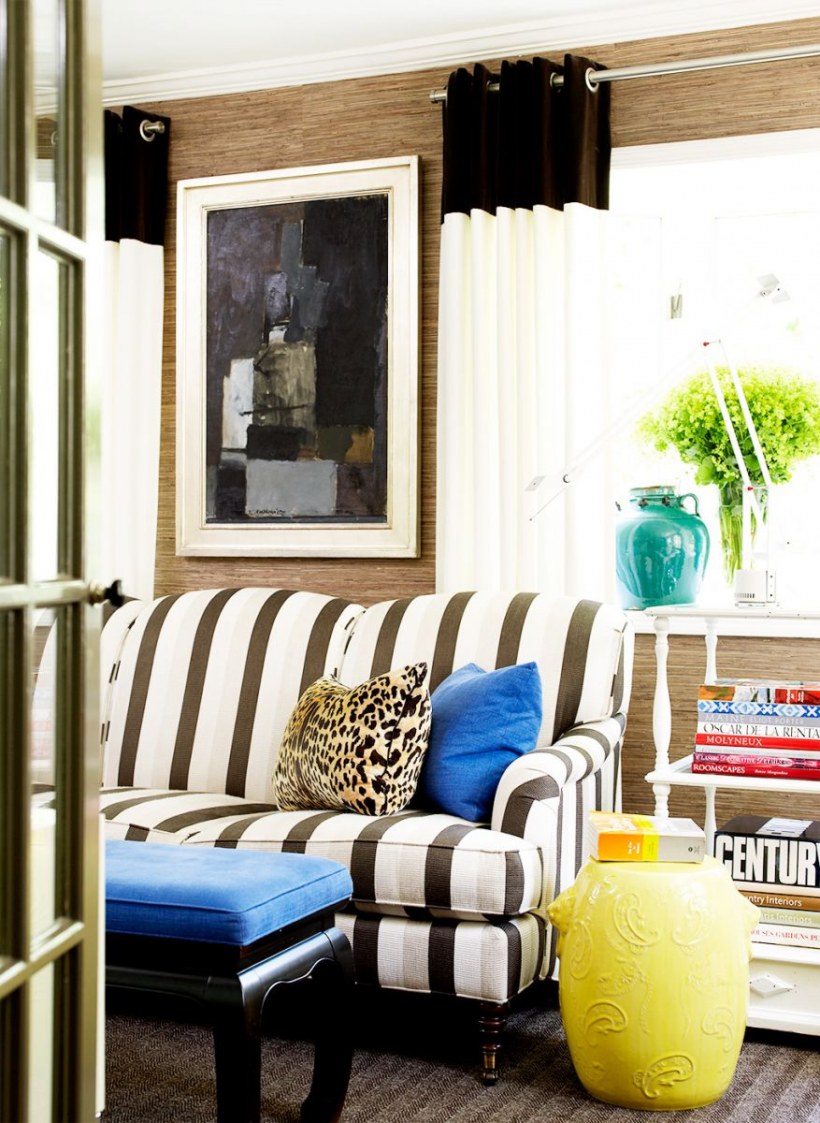 Полосатый диван