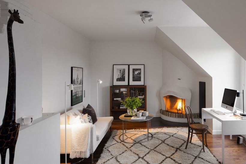 Камин на мансардном этаже