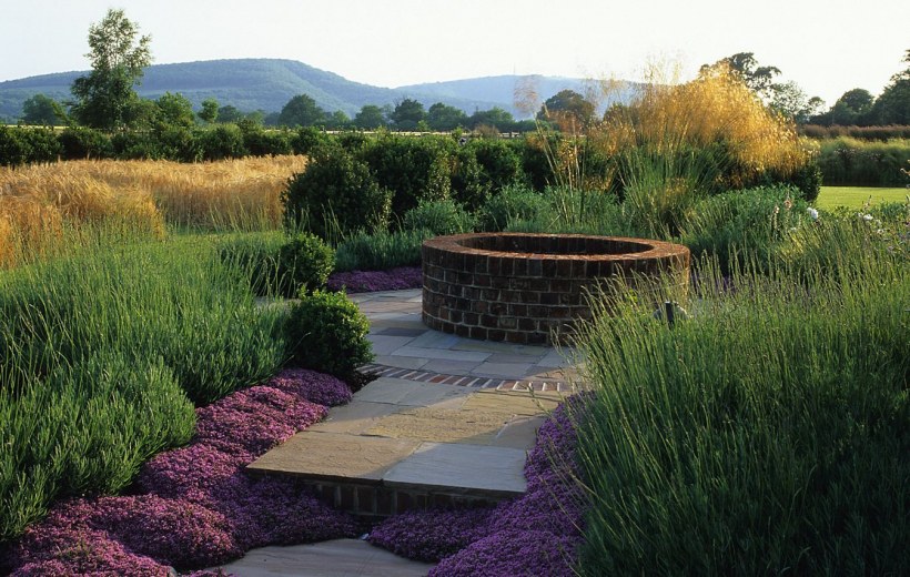 Ландшафтный дизайнер Мэтью Нильсен