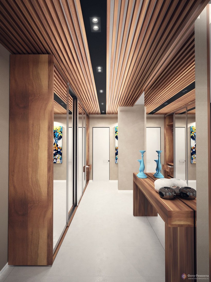 Деревянные рейки в коридоре