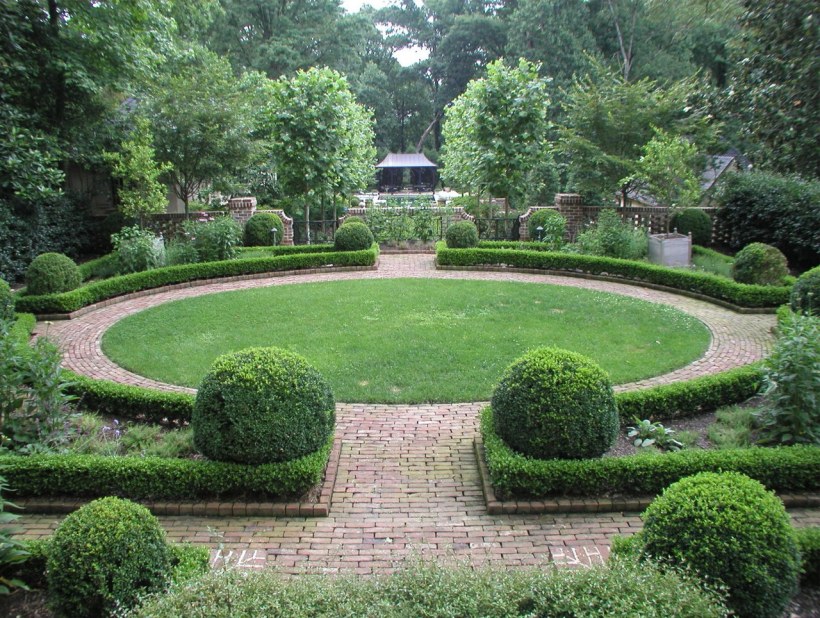 Солитеры в регулярном стиле