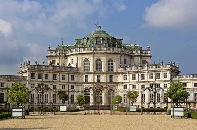 Охотничий замок Ступиниджи Турин