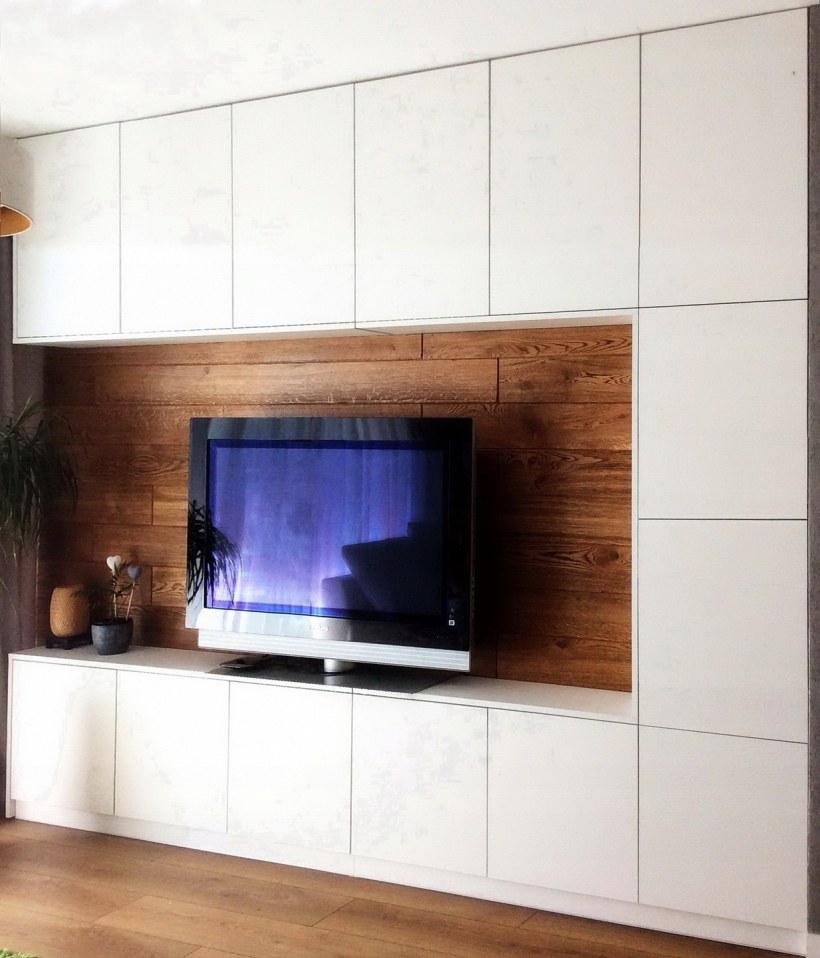 Встроенная стенка с телевизором