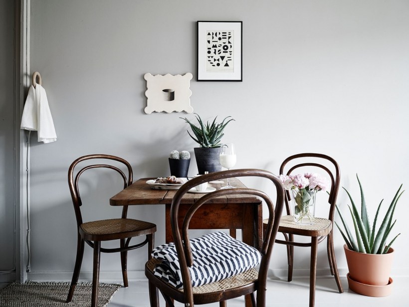 Венские стулья в интерьере квартиры