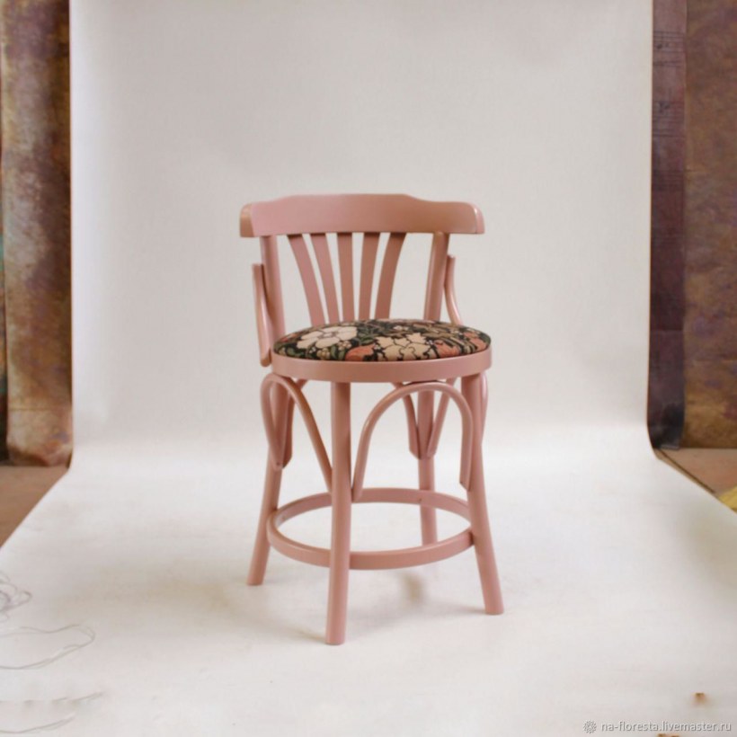 Венские стулья в современном интерьере