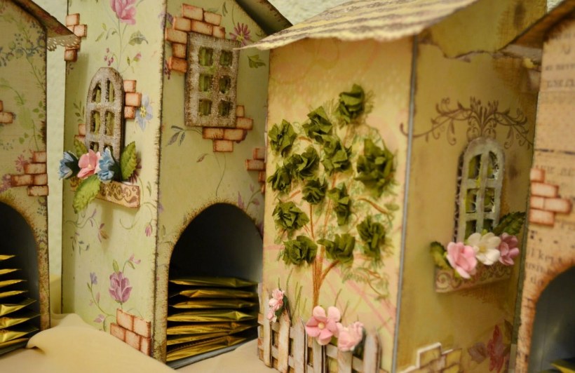 Чайный домик из картона