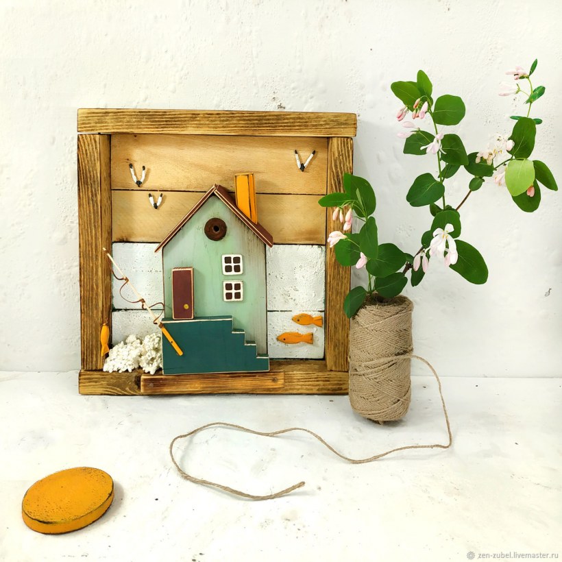 Деревянные домики панно