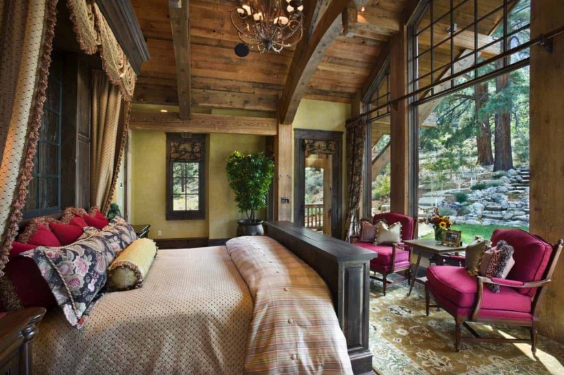 Уютный деревянный домик