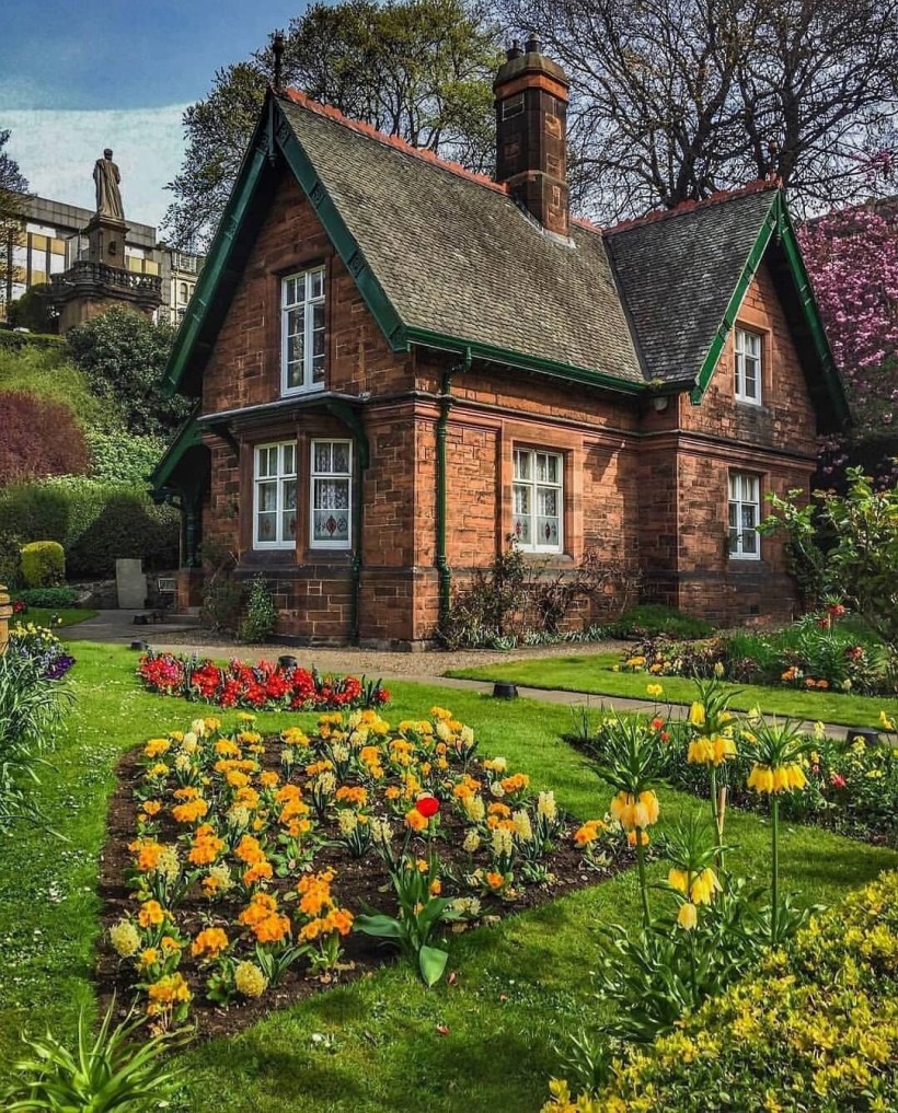 Коттедж Англия 19 век