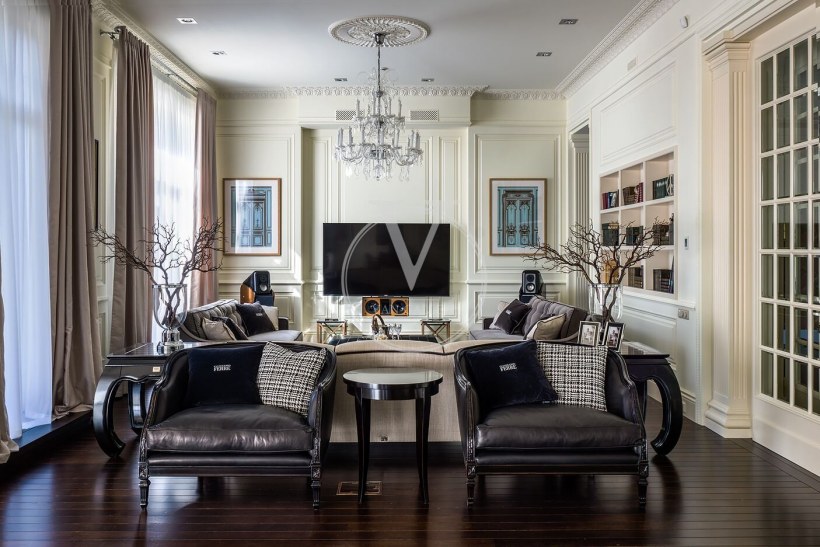 Строгий классический стиль в интерьере