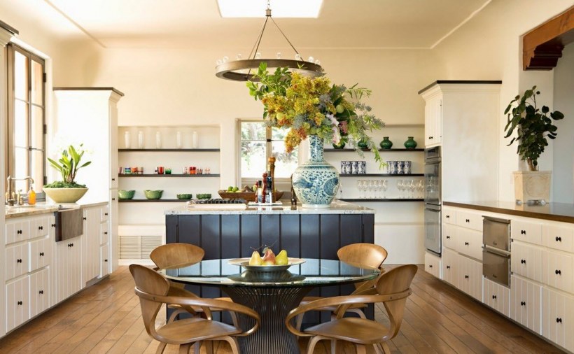 Кухня гостиная в средиземноморском стиле