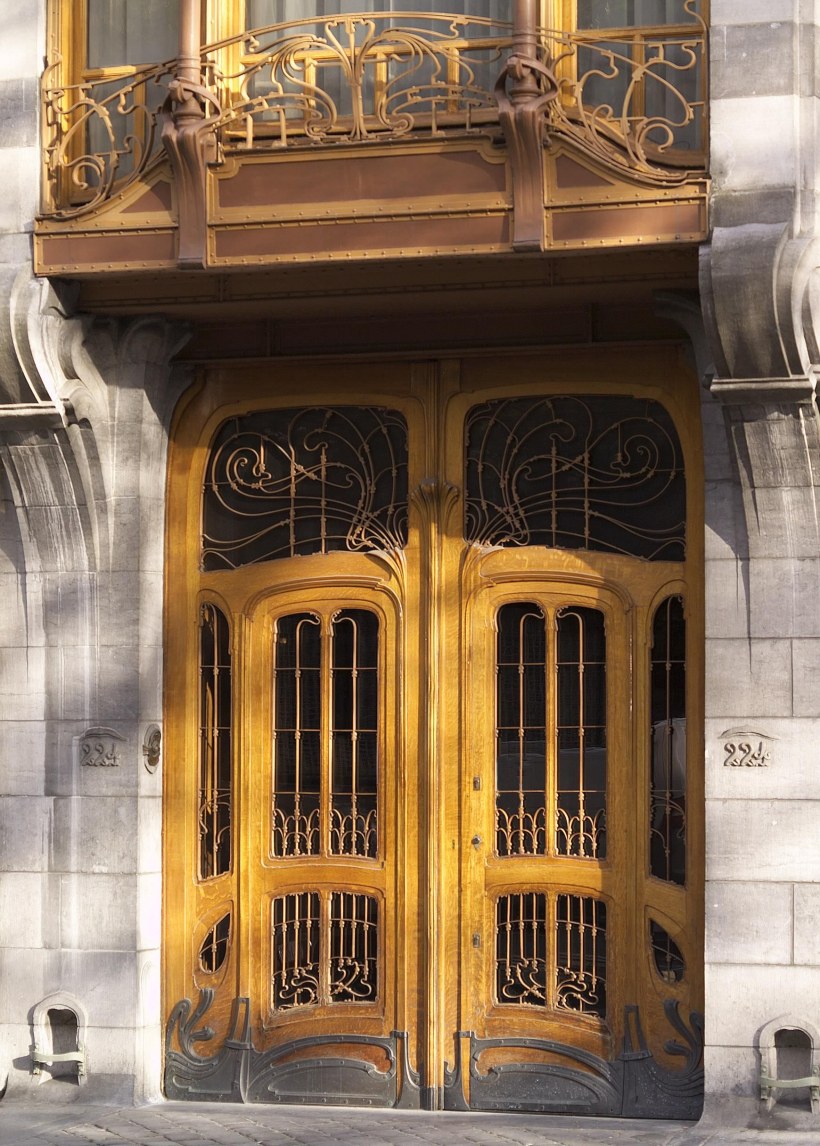 Арт нуво архитектура Милан