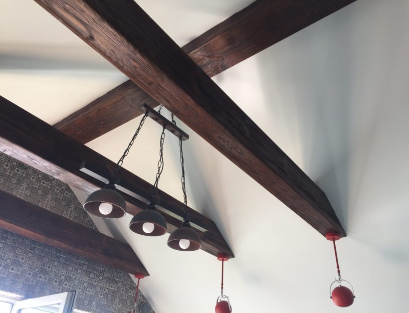 Подвесные балки на потолок