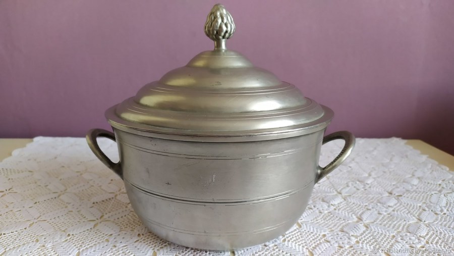 Древние столовые приборы