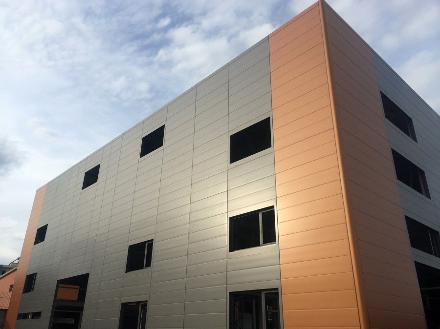 Металлические фасадные панели