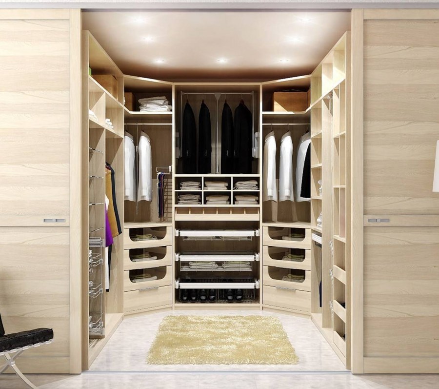 Гардеробные комнаты больших размеров