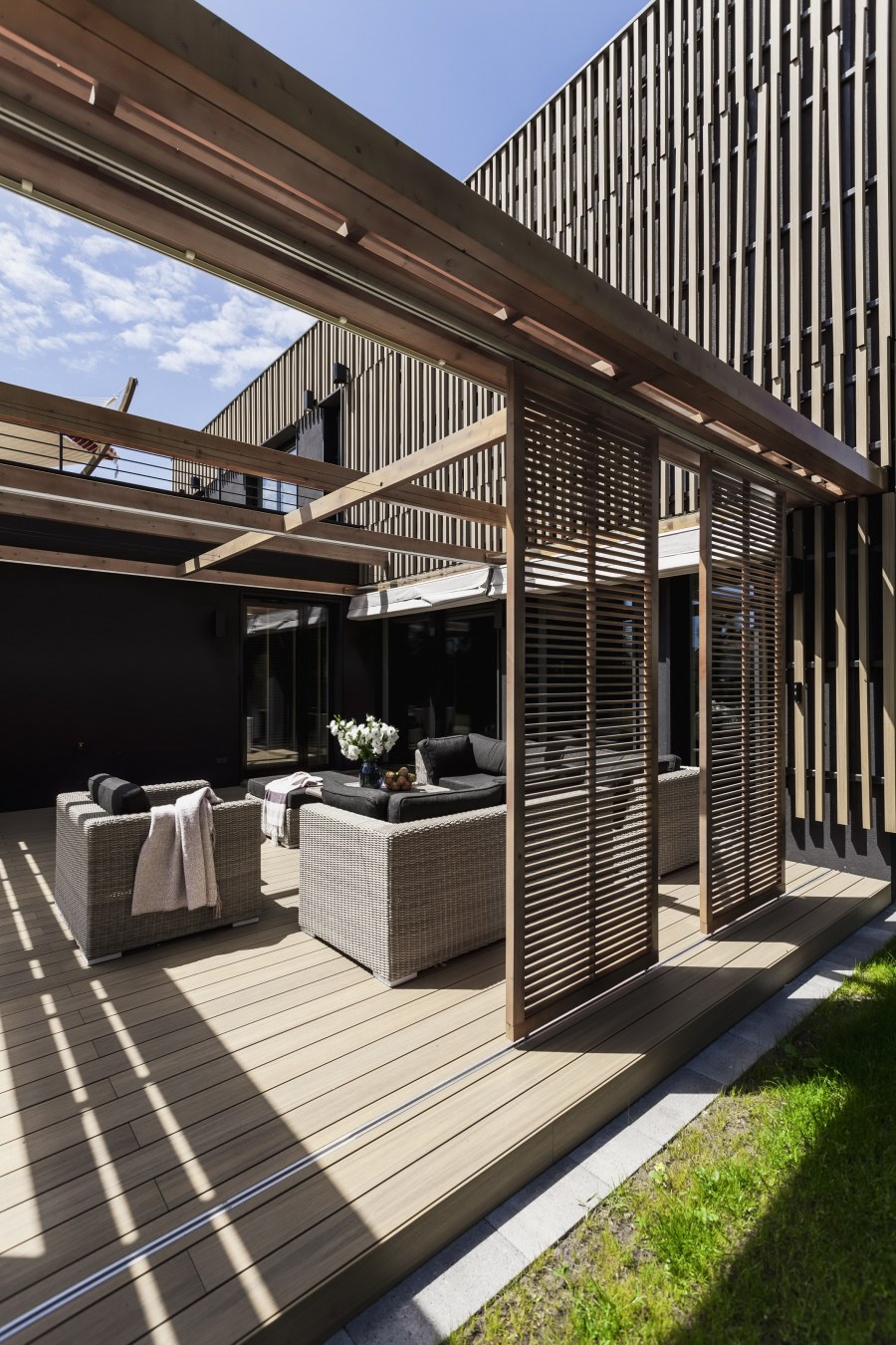 Веранда к таунхаусу