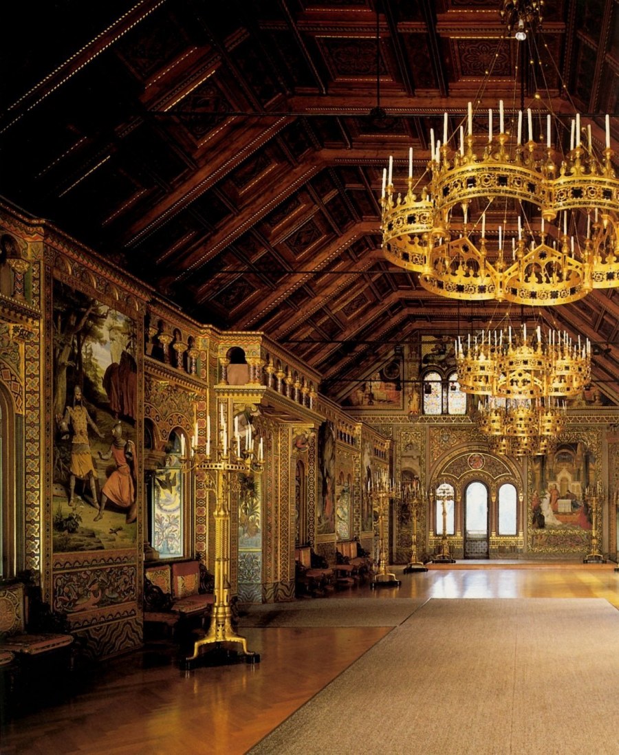 Замок Гогенцоллерн Германия внутри