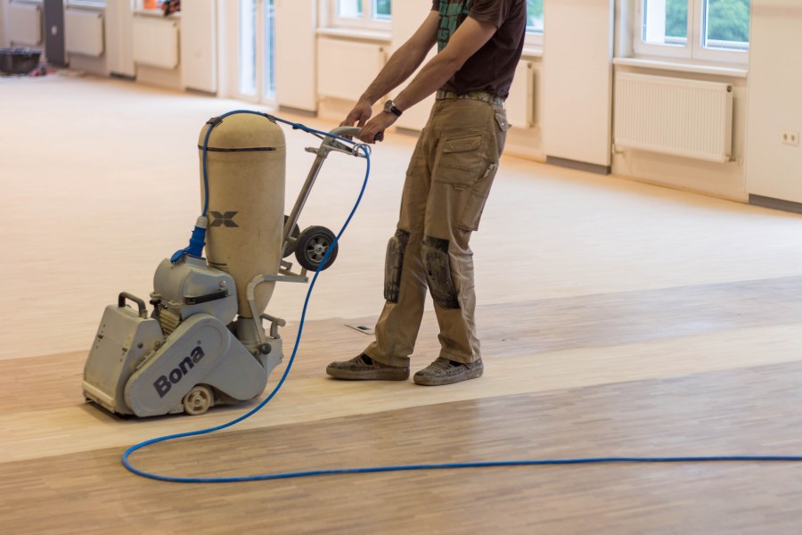 Циклевщики паркета картина