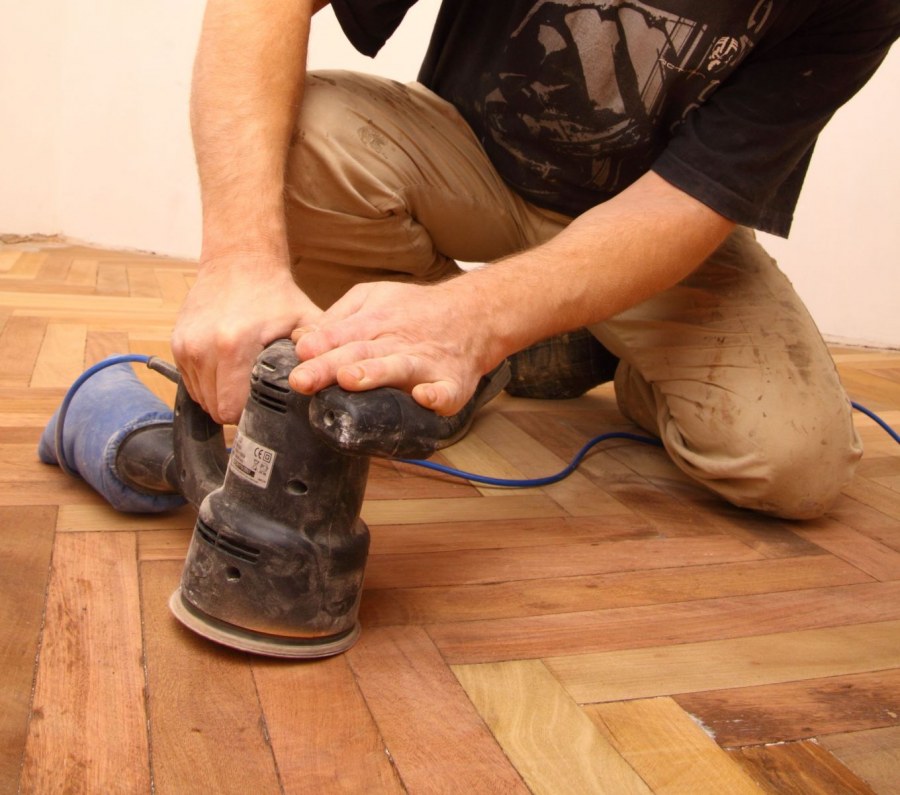 Циклевка паркета шлифовальной машинкой