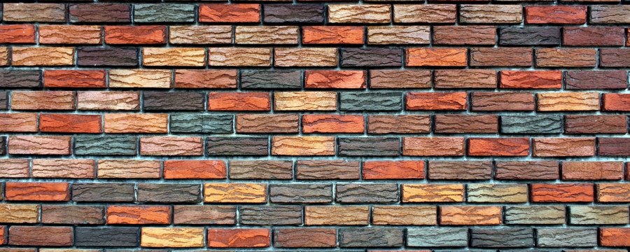 Кирпичная стена