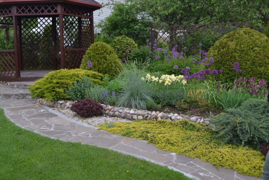 Цветник в английском стиле