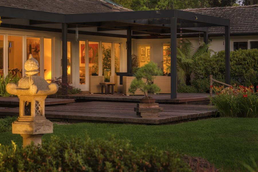 Пергола в китайском саду