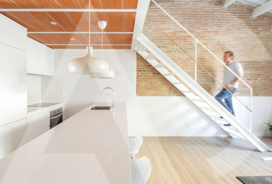 Верхний полуэтаж настил под потолком. (9 Букв)