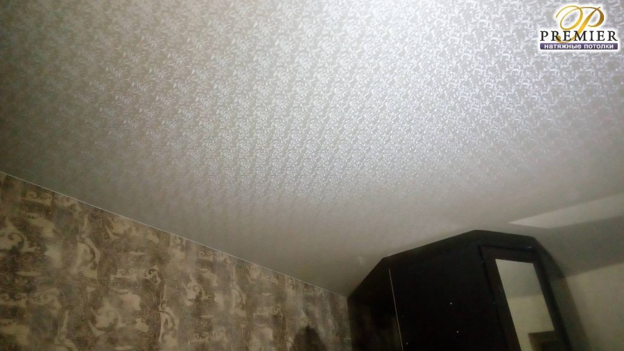 Матовый фактурный потолок