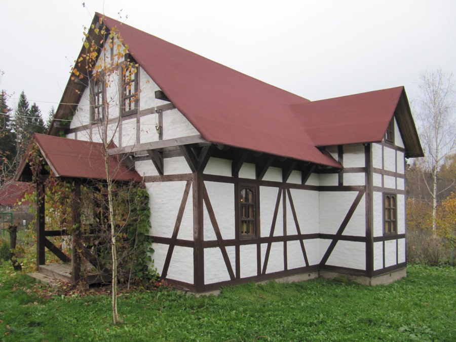 Дача в стиле фахверк