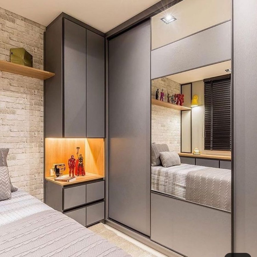 Шкаф в маленькую спальню