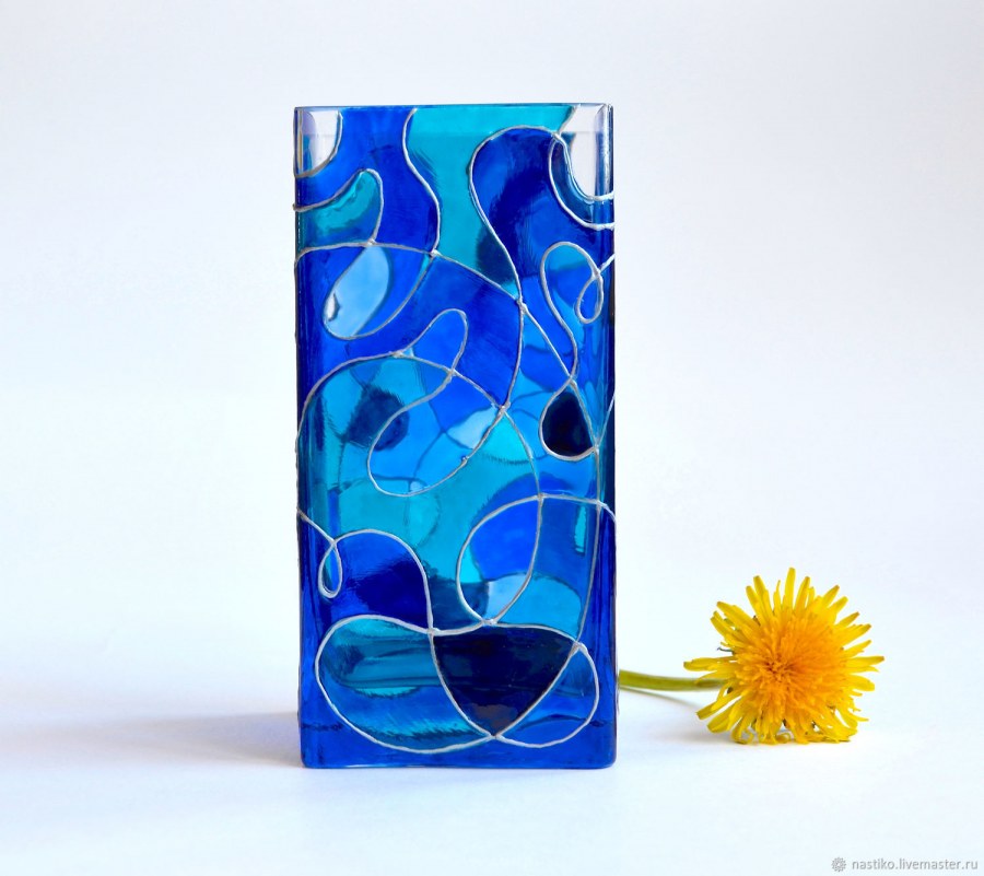 Ваза синее стекло