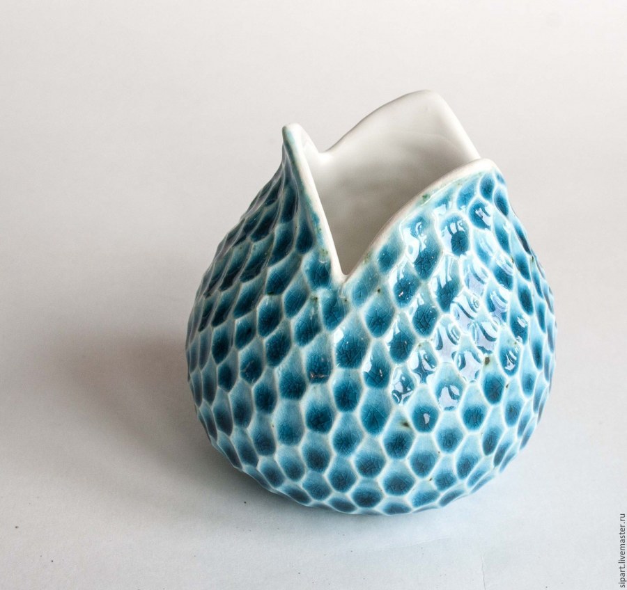 Камень бирюза ваза