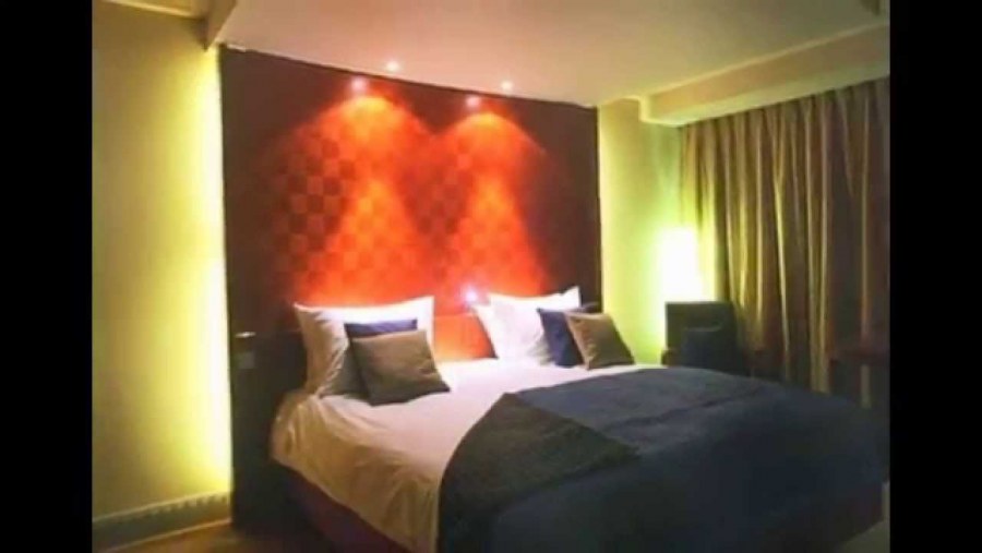 Кровать ночью