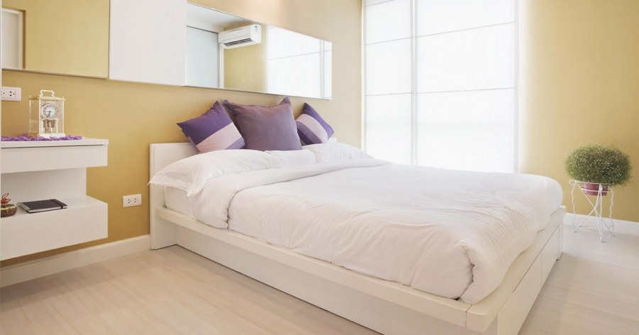 Потолок в спальне