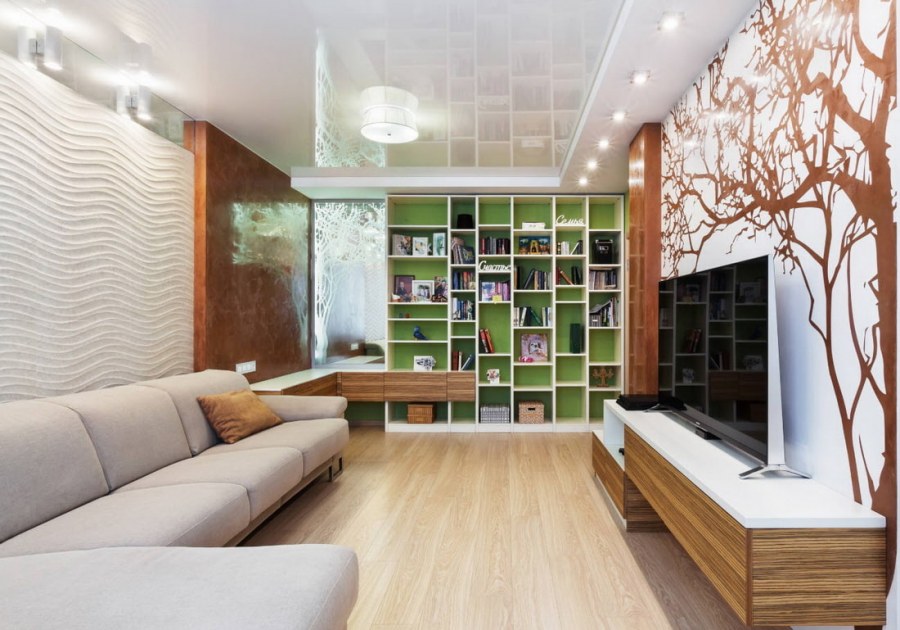 Уютная гостиная с натяжными потолками