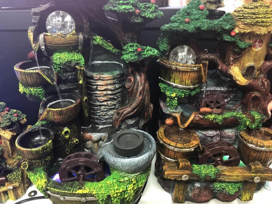 Настольный фонтан с подсветкой