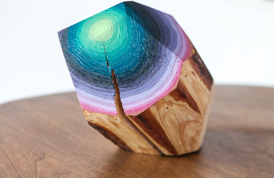 Имитация драгоценного камня краской