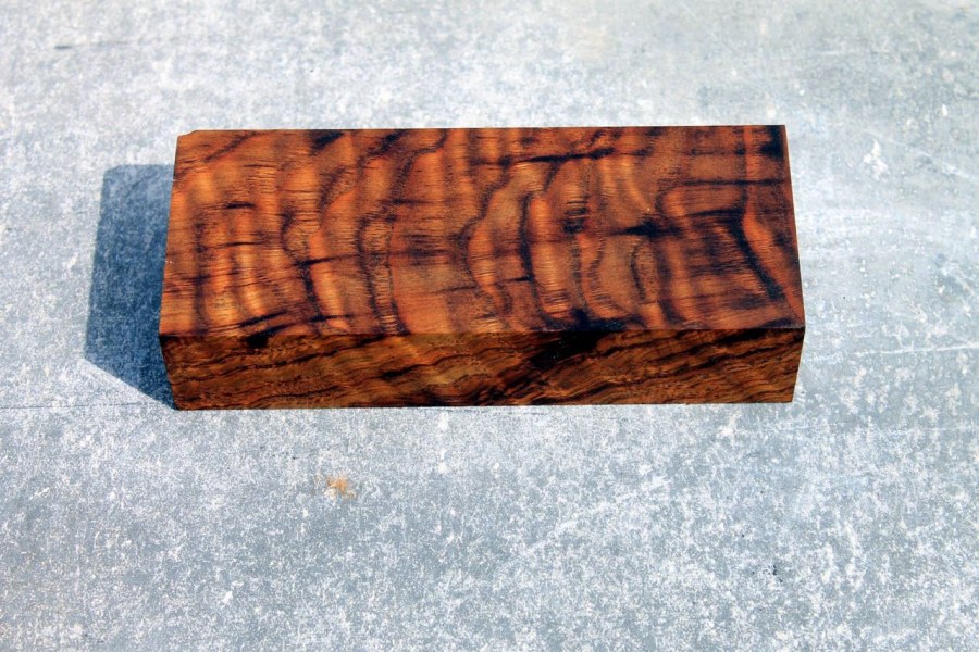 Слэб дуба карагача