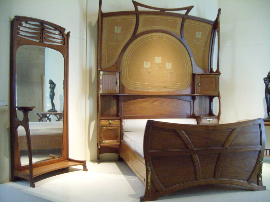 Модерн ар-нуво мебель