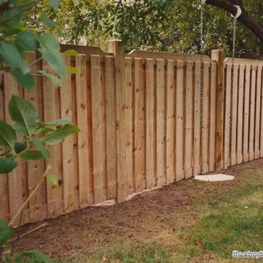 Простенький забор для дачи