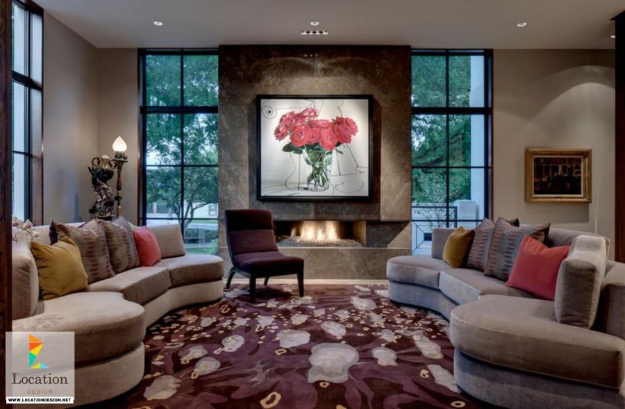 Интерьер стен гостиной с большим окном