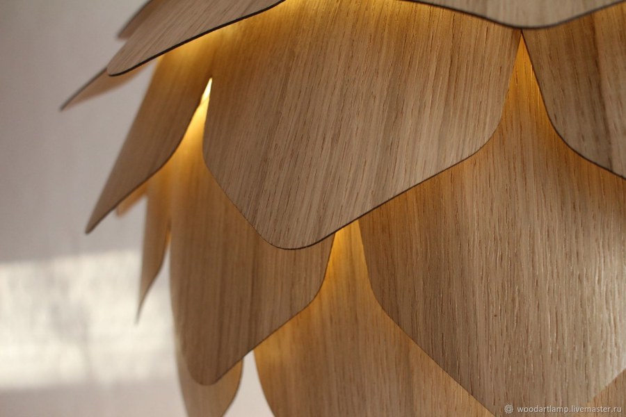 Светильник из шпона