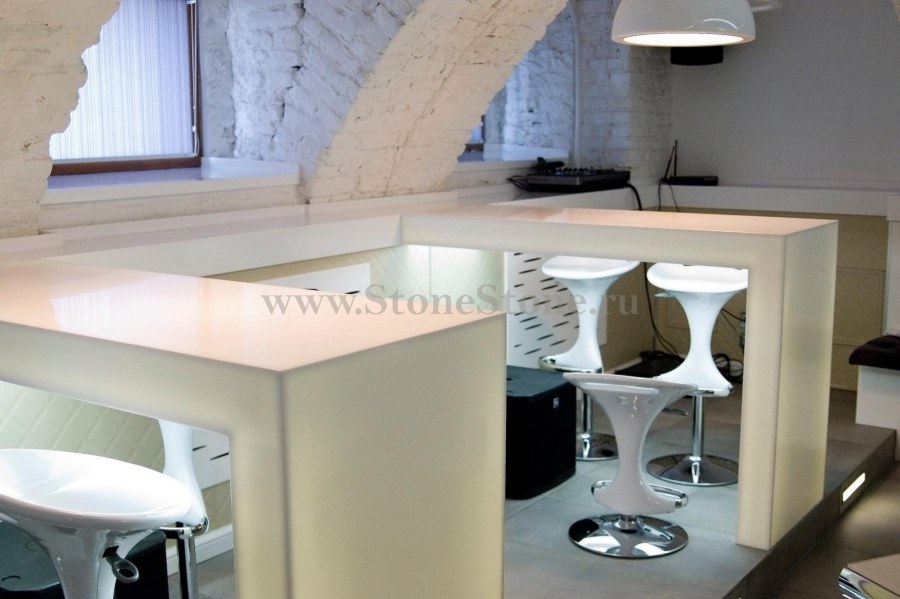 Барная стойка из искусственного камня