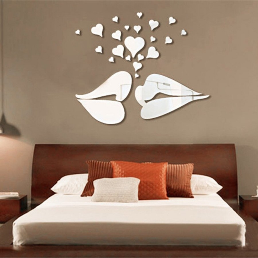 Украшение стен в спальне